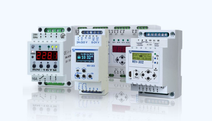 PROGRAMMABLE TIMERS WITH PHOTO RELAY AND VOLTAGE MONITOR photo